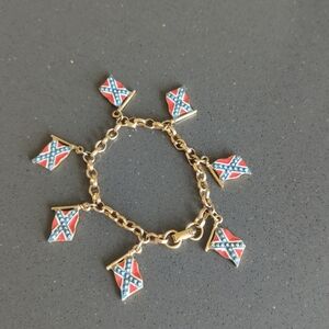 Vintage Coro Charm Bracelet Gold Tone Confederate Flag 7.5" RARE M71